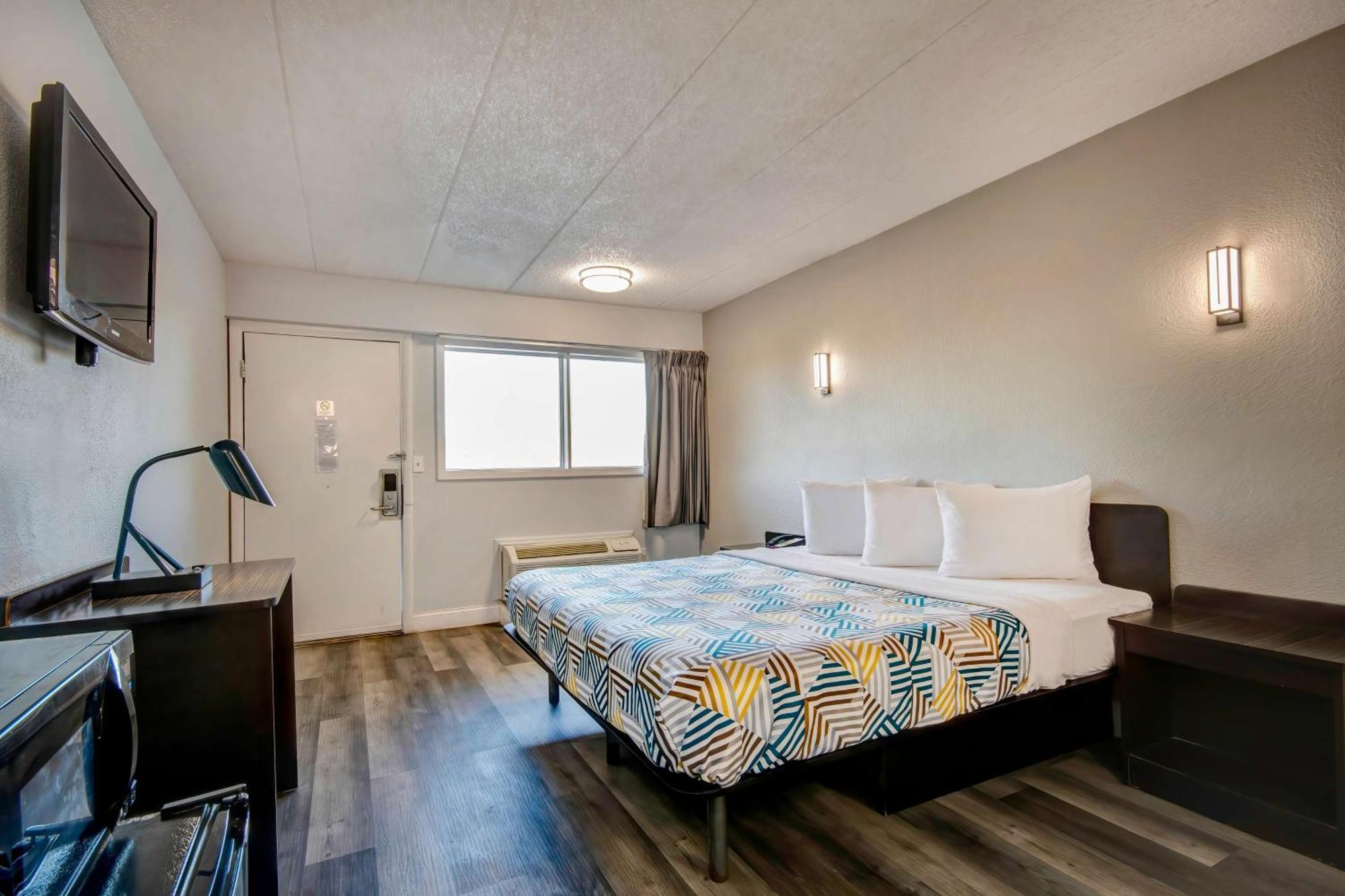 Motel 6 Columbus Oh - Osu North Ngoại thất bức ảnh