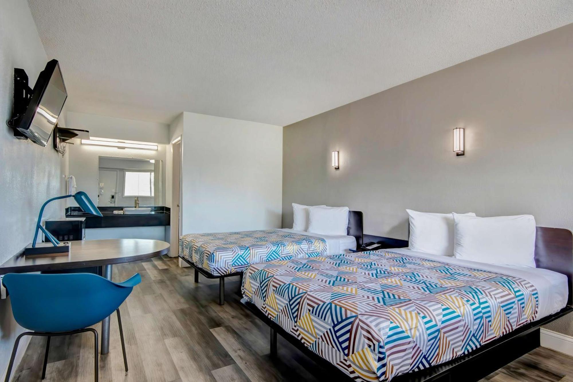 Motel 6 Columbus Oh - Osu North Ngoại thất bức ảnh